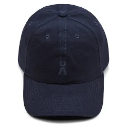 Cap Yannis Bold