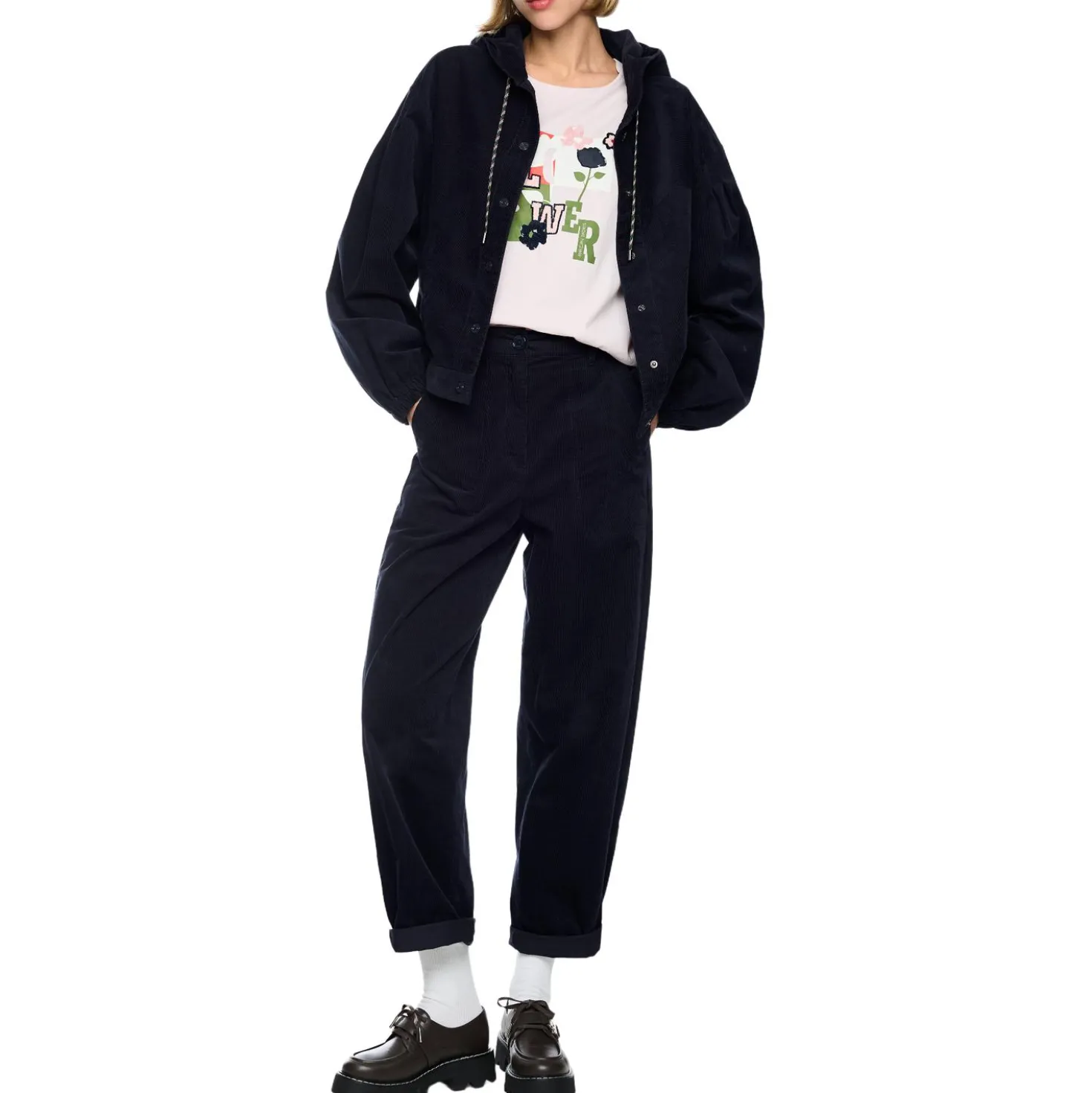 Cordjacke mit kapuze