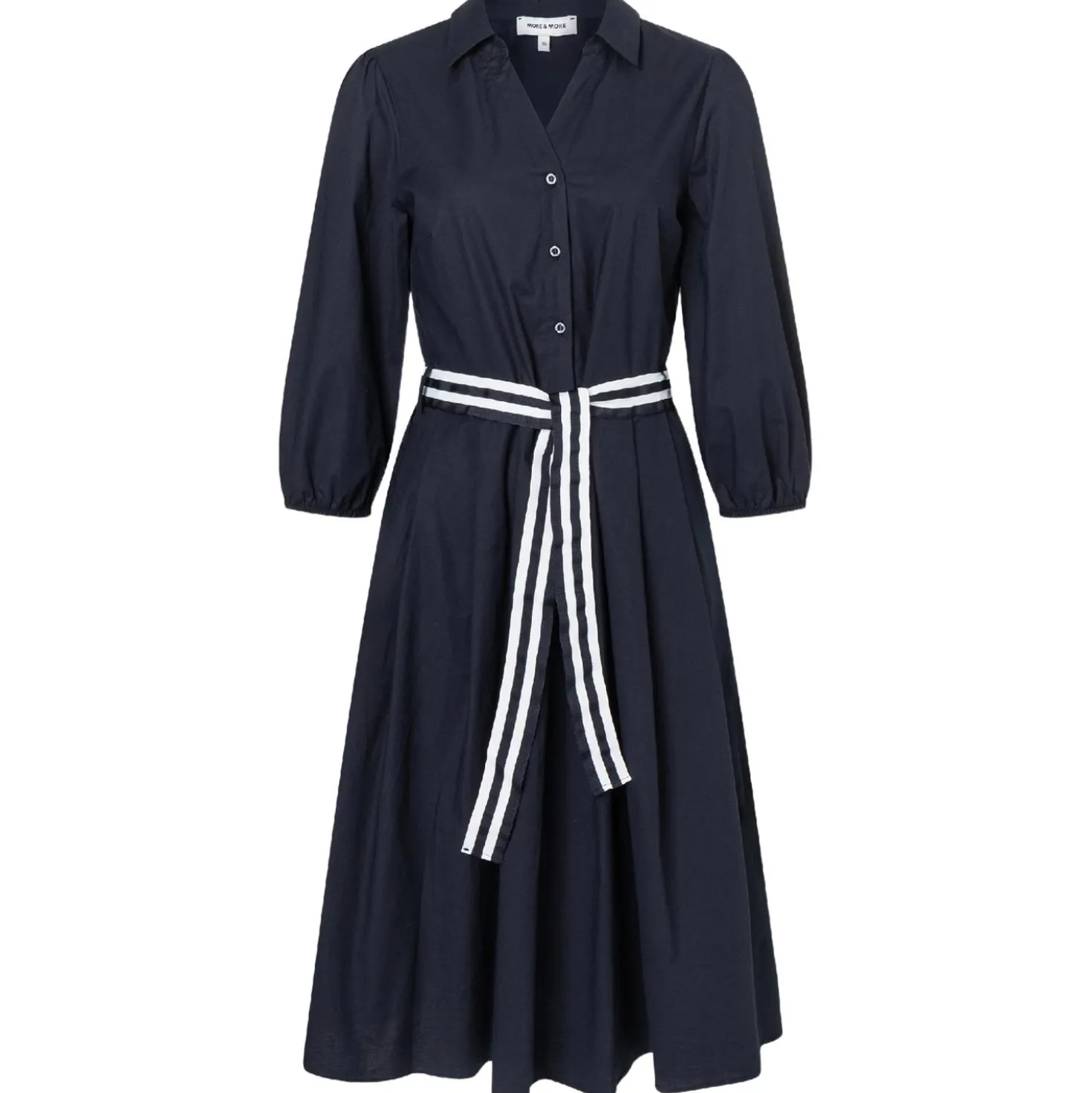 Hemdblusenkleid mit streifengürtel