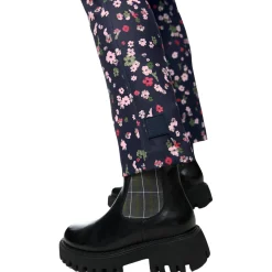 Hose frederica im feminine fit