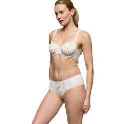 Hotpants Avero Ivory Petal