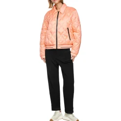 Steppjacke mit kontrastdetails