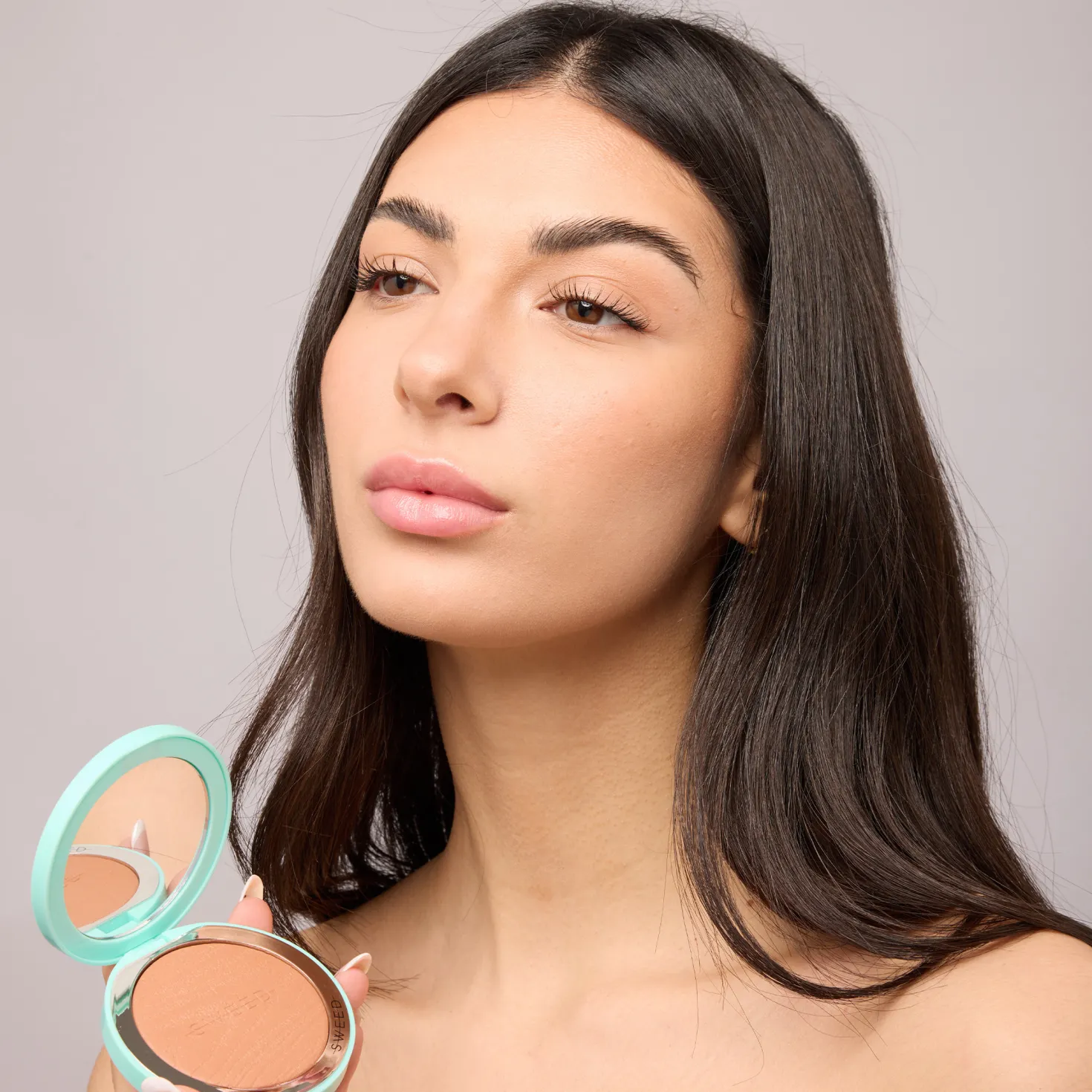 The Bronzing Powder Golden Medium