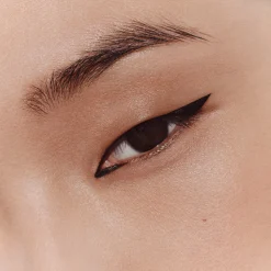 Trait d'Hermès, Nachfüll-Eyeliner – Prägung und Präzision, Encre Noire
