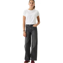 Wide-Leg-Jeans