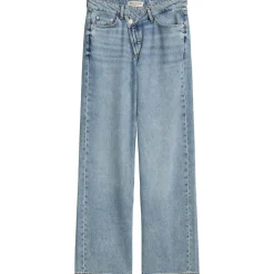 X-front-jeans model fia